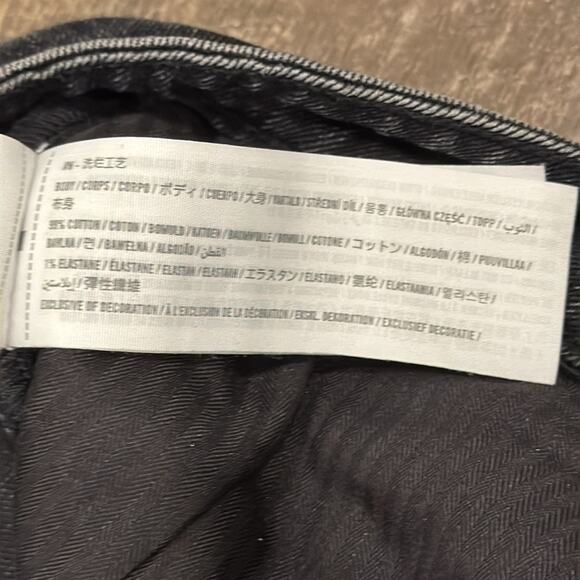 Abercrombie & Fitch Women's Curve Love High Rise Skinny Vent Hem Jean Size 32 - Picture 11 of 11